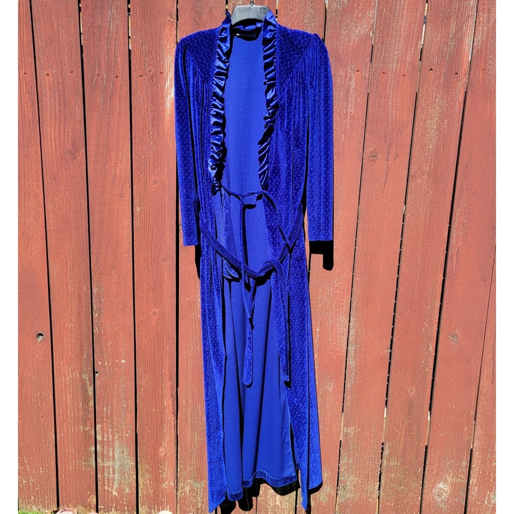 VTG Royal Blue Velour Ruffle Wrap Robe Long Textured Velvet Gown USA Whimsigoth - Picture 8 of 12